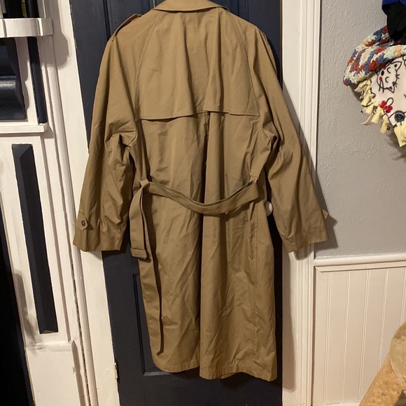 Hart Schaffner Marx Trench Coat - Picture 7 of 11